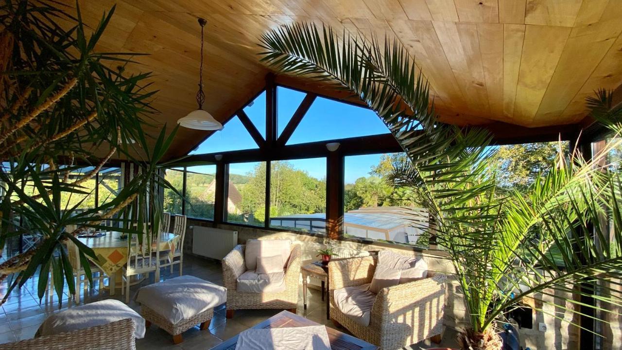 Gîte du boulanger au pays de padirac piscine couverte chauffée Mayrinhac-Lentour Extérieur photo